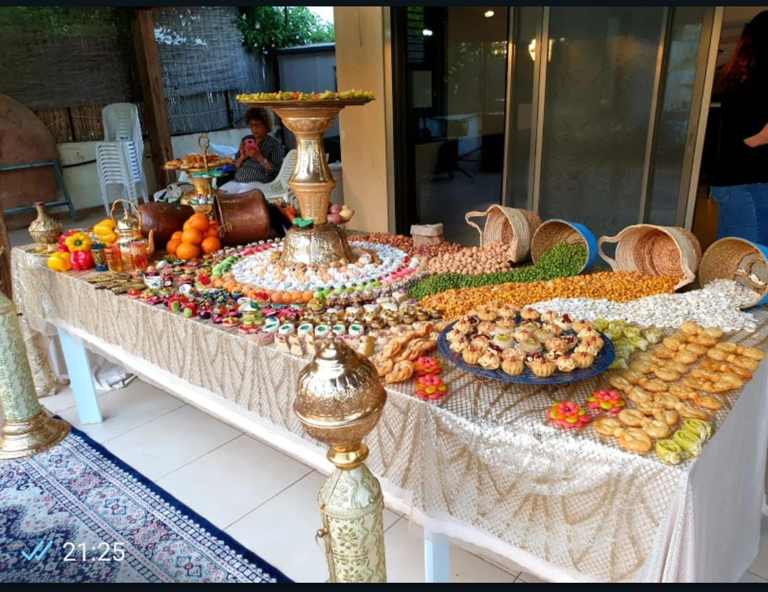 שולחן קייטרינג ערוך במיוחד לחינה